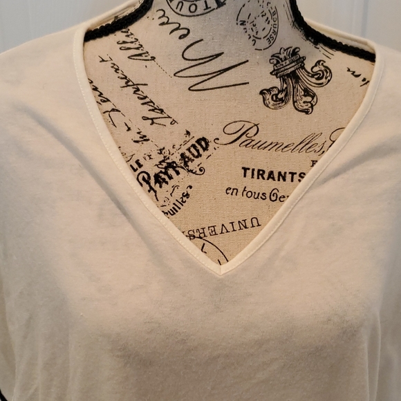 Top - Picture 2 of 5